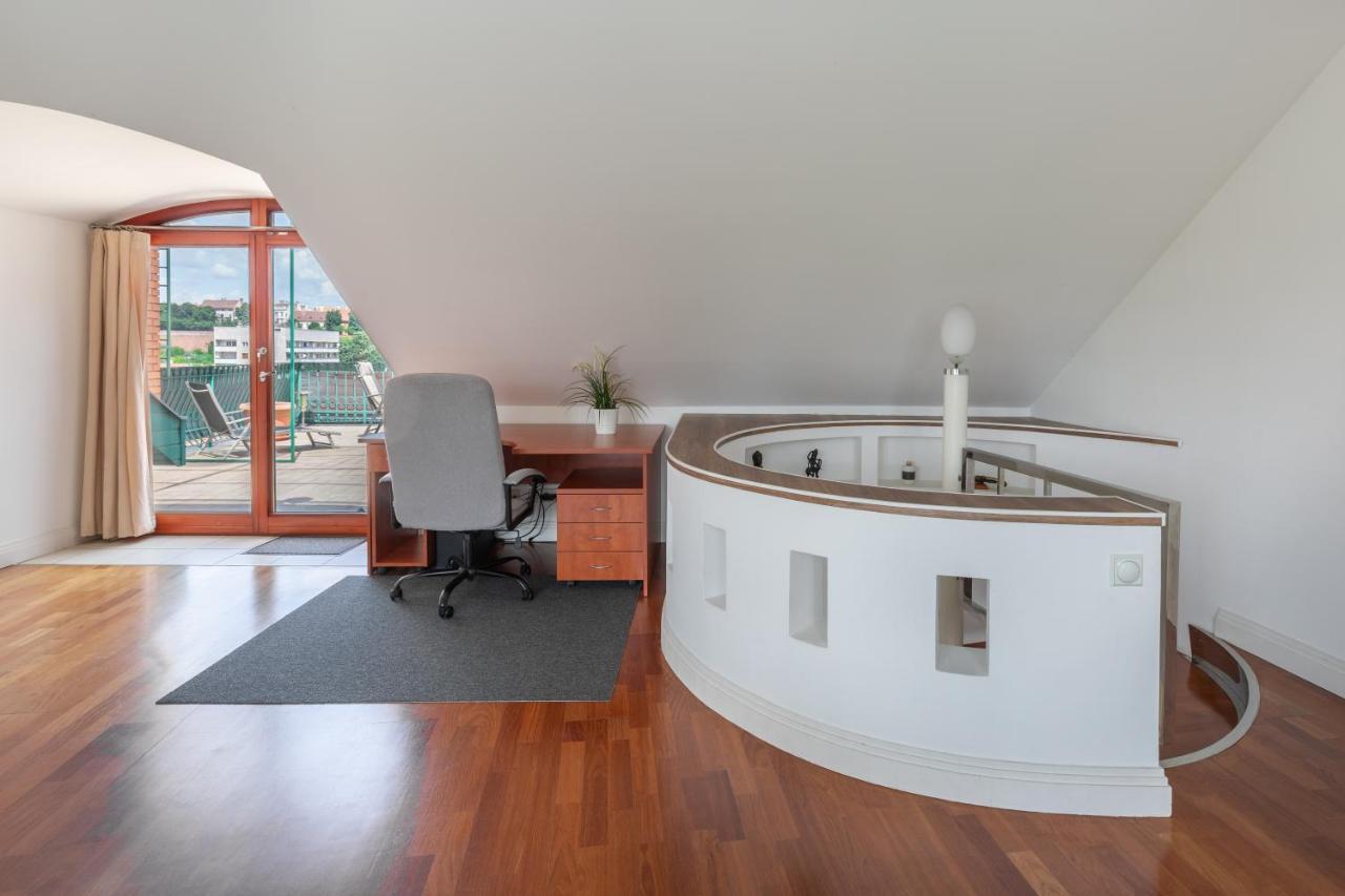 Penthouse With Free Parking And Free Bikes, Wellness 8 Min Walk Apartment Budapest Ngoại thất bức ảnh